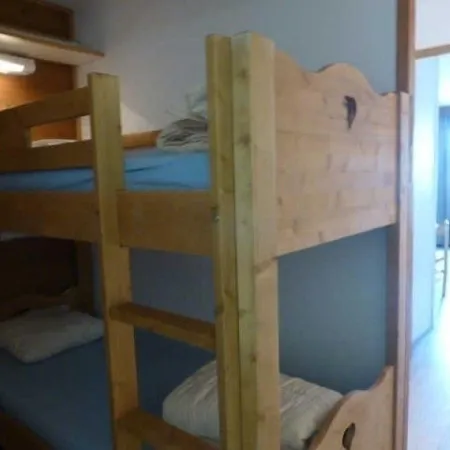 Ours Blanc Apartment
